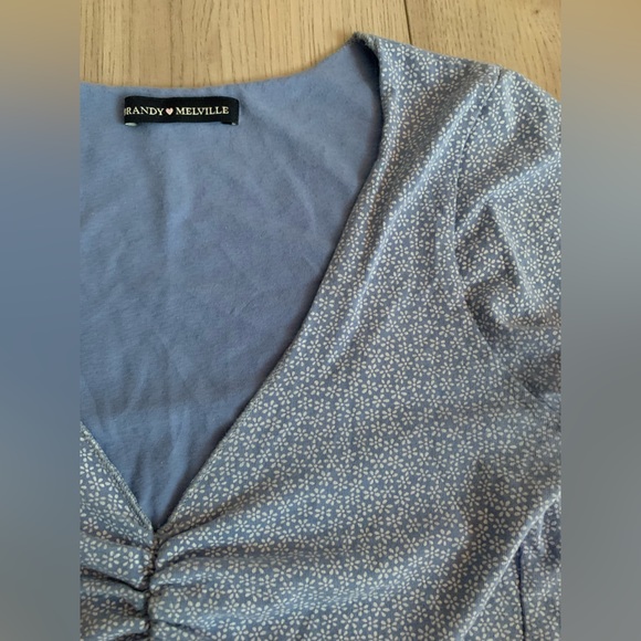 Brandy Melville Floral pattern baby tee, One size(S) - Picture 3 of 4